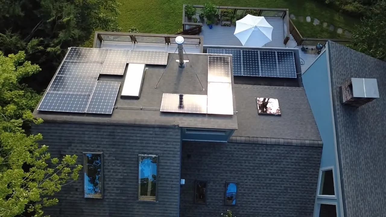 Gallery photos for Residential Solar Panel Cleaning Done Right in Ridgefield CT: Image #1