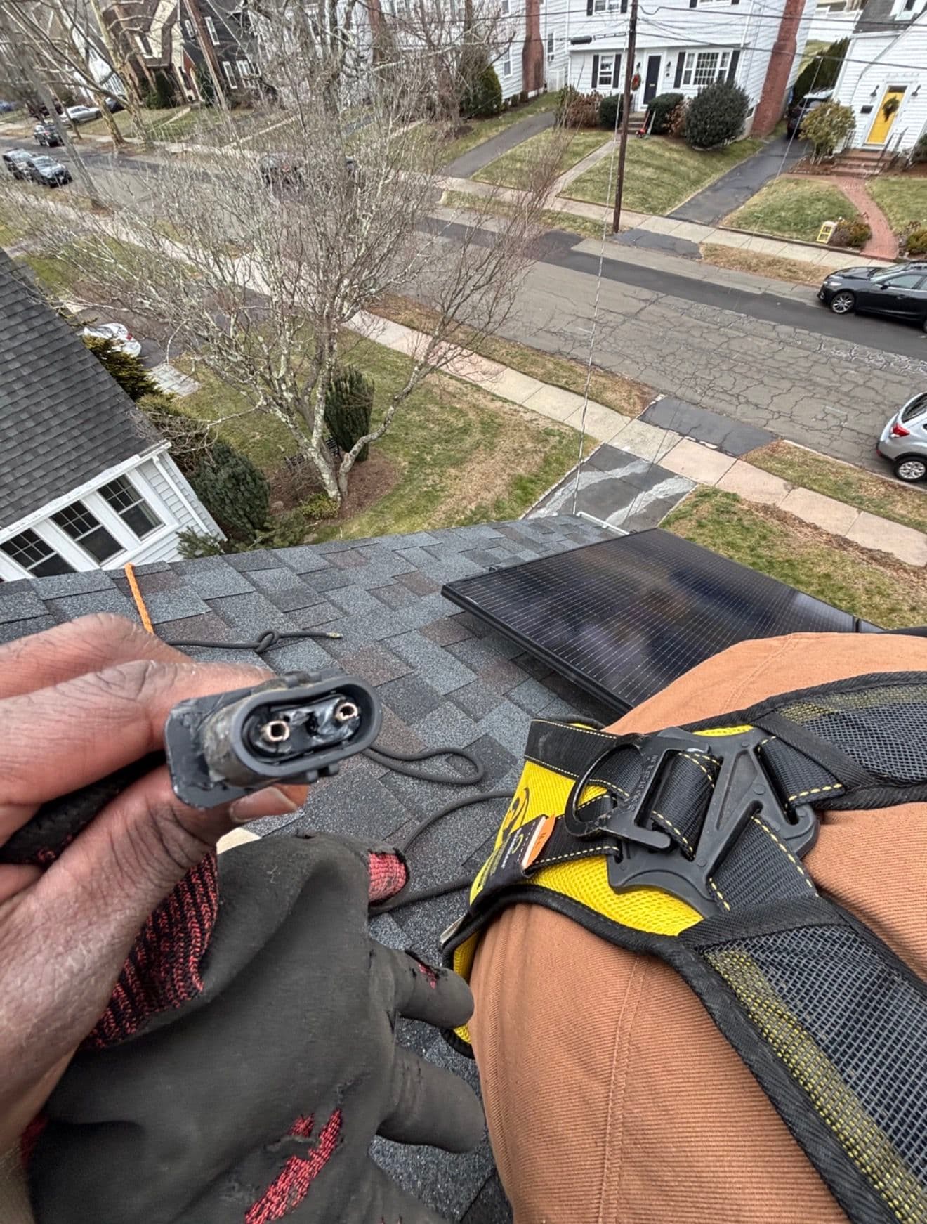 Efficient Solar Repair in Darien CT image