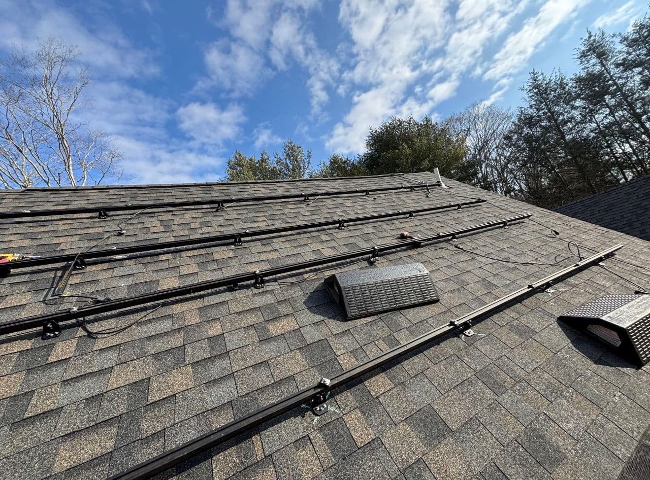 Gallery photos for Efficient Solar Panel Removal and Reinstallation Services: Image #3