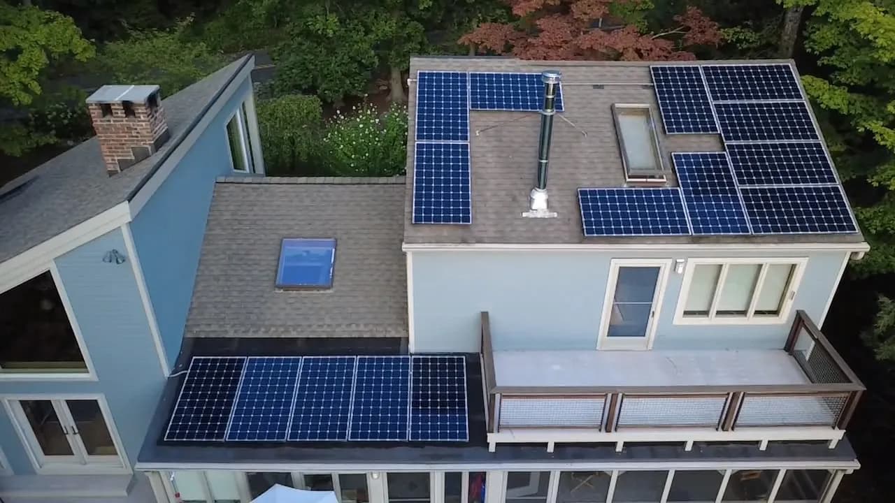 Gallery photos for Residential Solar Panel Cleaning Done Right in Ridgefield CT: Image #4