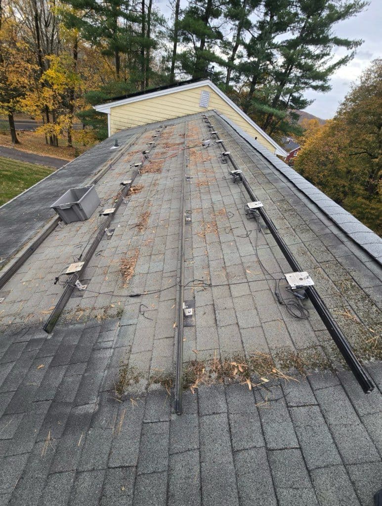 Gallery photos for Seamless Solar Panel Reinstallation and Roof Upgrade: Image #2
