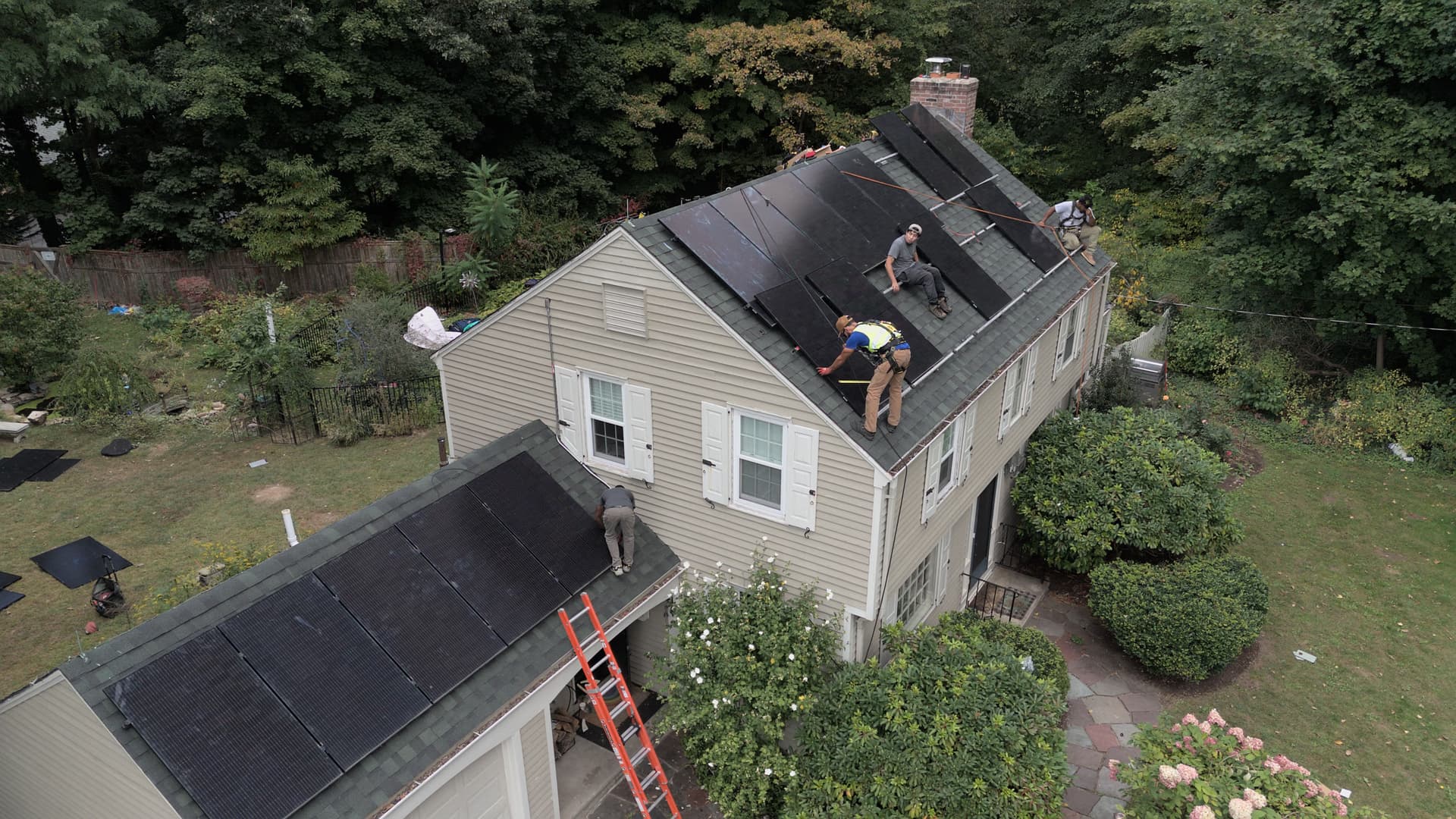 Roof Replacement And Your Solar Panels: Why R&R Matters Before The Roofers Arrive image