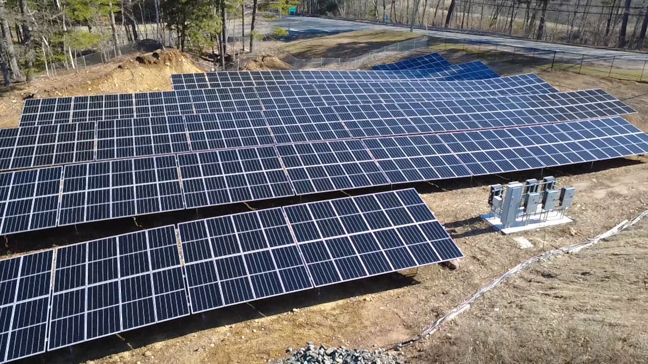 Gallery photos for Efficient Solar Decommissioning and Recycling: Image #3