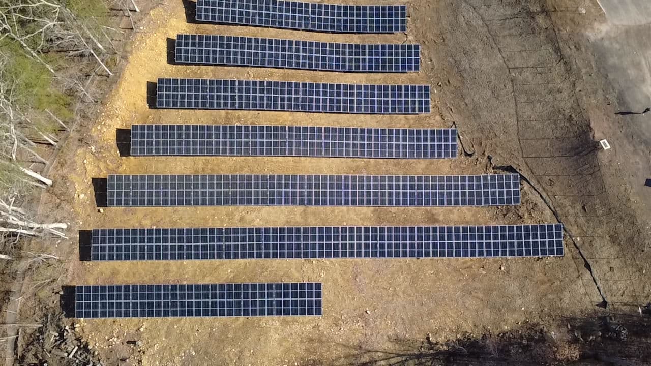 Efficient Solar Decommissioning and Recycling image